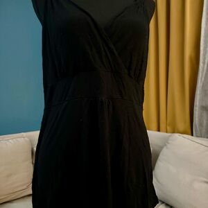 Ann Taylor LOFT Elegant Black Long Tank Top Size Large Super Soft